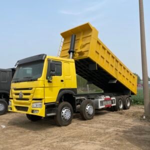 TRUCK HOWO 12-wheel (8x4)