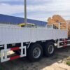8f87b3996c778a1549858846ab1bbff3 HOWO 375 Truck with Articulated Crane